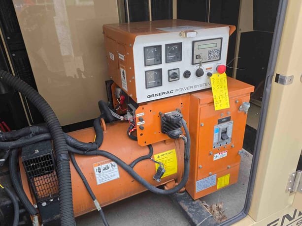 125 KW Generac #4140700600, Nat Gas LP Generator, 1 & 3PH, 340 Hrs, 2004 (3 available) - Image 5