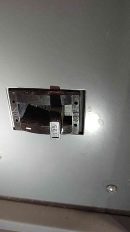 225 Amp. Square D #NEHB-424-2SF3125, Panelboard, 480/277 Volts, 3PH, 4W, Dual Mains - Image 9