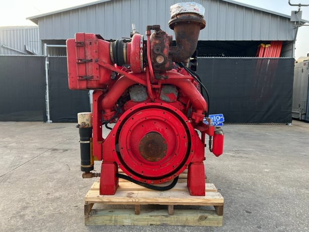 739 HP Caterpillar #3412C Engine, 2100 RPM, 38S Prefix, 1992 - 191 Original Hours - Image 3