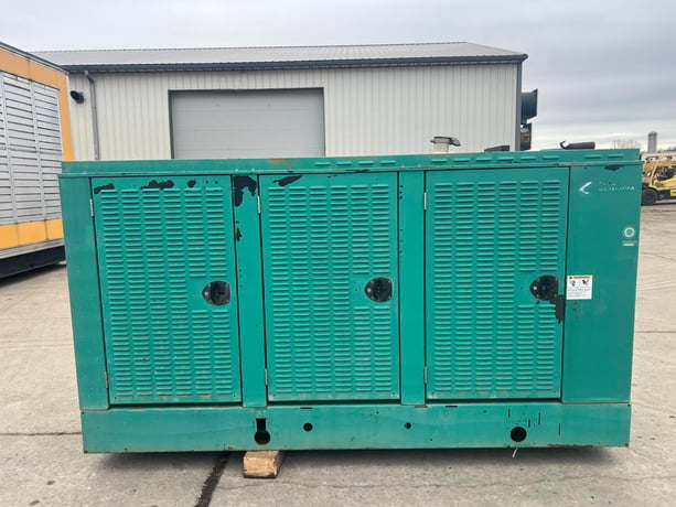 100 KW Cummins/Onan #GGHH-5655462, Natural Gas or Propane Generator, 6.8 Liter Ford engine, 1800 RPM, 120/240 - Image 3