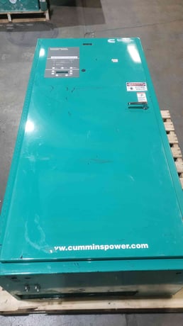 800 Amp. Cummins OTPCD-5956719, automatic transfer switch, 480 Volts, 3R weather protected enclosure - Image 1