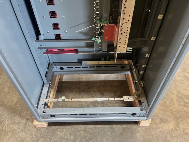 1600 Amps, Square D, QED Indoor Switchboard, 4-wire, (24) circuit spaces, 480/277 Volt, 3PH - Image 8