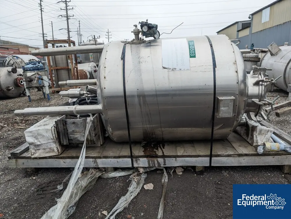 300 gallon Mueller, Insulated Tank, Stainless Steel, 30 psi, 36" diameter x 48" straight side, dish top & - Image 1