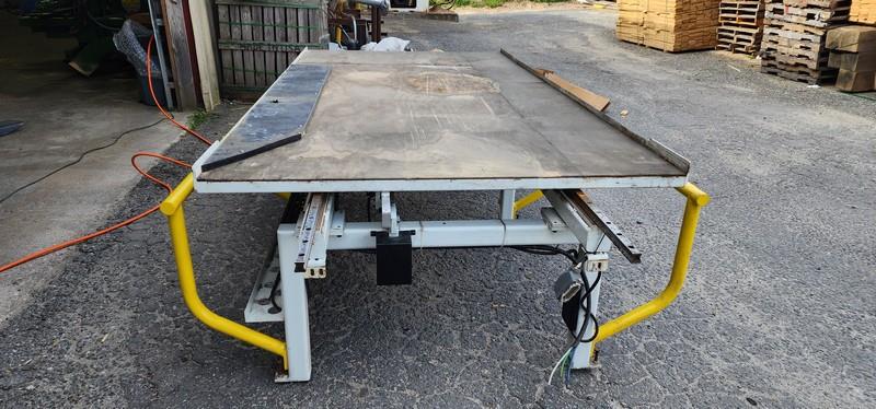 Onsrud #122RH18CDA, CNC Router w/Roller Hold-Down, 5' x 10' Work Envelope, 10 HP, 24000 RPM, 12-Tool ATC, 2017 - Image 10
