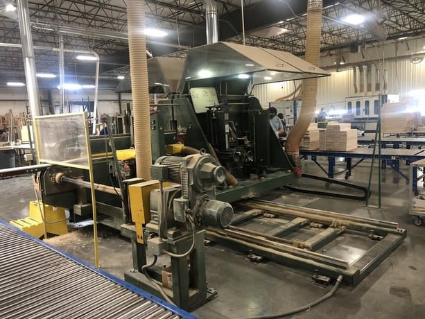 Mereen-Johnson #2050, Double End Tenoner, 10-Head, 96" max Opening, 30" Infeed, 6" max Thickness Opening, 7" - Image 3