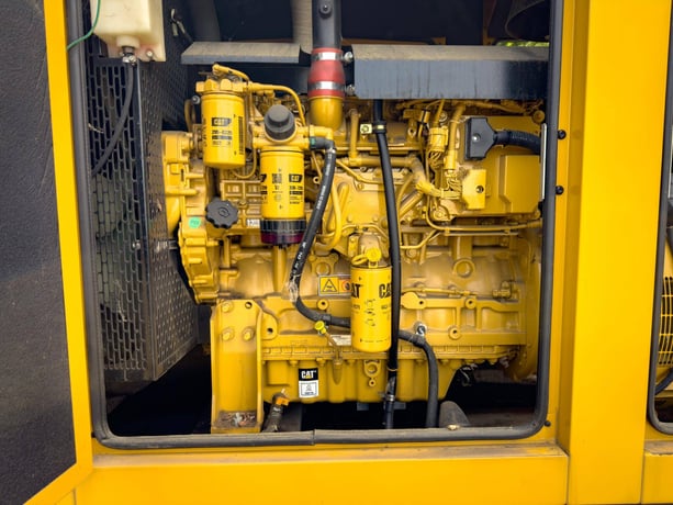 175 KW Caterpillar #D175-2, diesel generator set, 120/208 Volts, 1800 RPM, C6.6 engine, EPA Tier 3, sound - Image 5