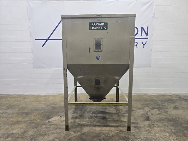 72 cu.ft. Conair, surge bin, 54" L x 54" W vessel, 36" H straight side, 36" H angled side, 5" diameter - Image 1