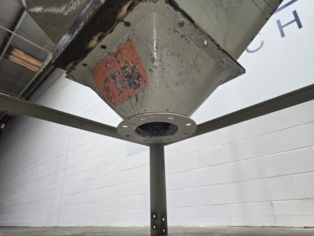 72 cu.ft. Conair, surge bin, 54" L x 54" W vessel, 36" H straight side, 36" H angled side, 5" diameter - Image 8