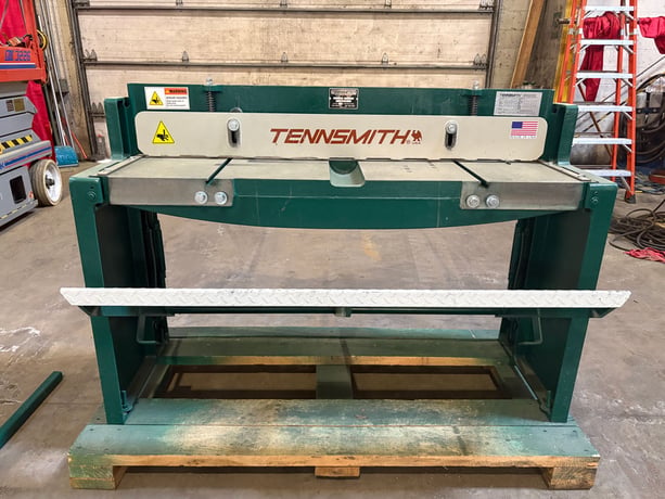 4 x 16" gauge Tennsmith #52, foot shear, 37" Back Gauge, (2) front support arms - Image 1