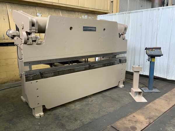 100 Ton, Accurpress #710010, press brake, 10' overall, 100" between housing, 8" stroke, 2-Axis CNC back gauge - Image 3
