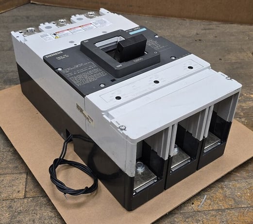 1200 Amp. Siemens #NNY3B120, Bolt On Circuit Breaker, 600 VAC, 25kA, 3P - Image 1