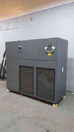 12 Ton Liebert #VS042KDA000487S, CRAC, Glycol, Upflow, 460 Volts, 3PH, R407C, 2013 - Image 3