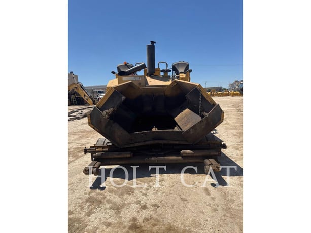 Caterpillar AP1000D, Vibratory Single Drum Asphalt, 6085 hours, S/N: EAD00337, 2009 - Image 3