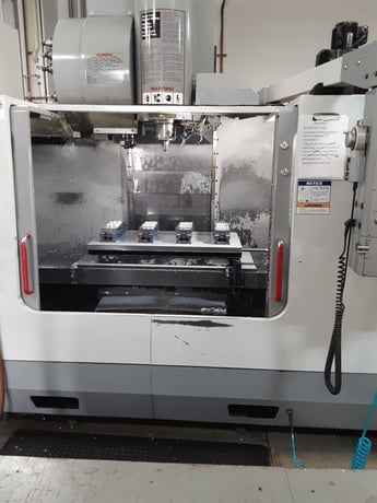 Haas #VF-3SS APC, CNC vertical machining center, 40" X, 20" Y, 25" Z, 12000 RPM, 24 automatic tool changer - Image 2