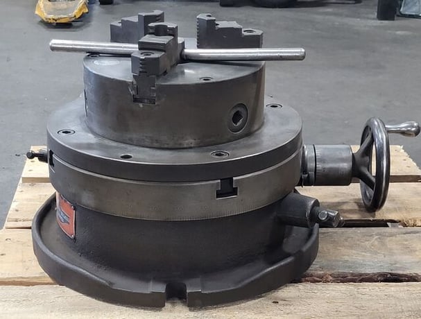 Universal Vise and Tool Co., horizontal/vertical rotary table, 8" 3-jaw Pratt Burnerd chuck - Image 4