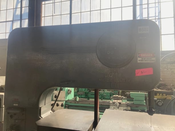 36" DoAll #V-36, Vertical Band Saw, variable speed - Image 2