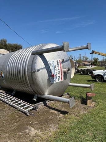 6,000 gallon Roben, Jacketed Reactor, 102" diameter x 144" straight side, dish top & bottom, 304 Stainless - Image 2
