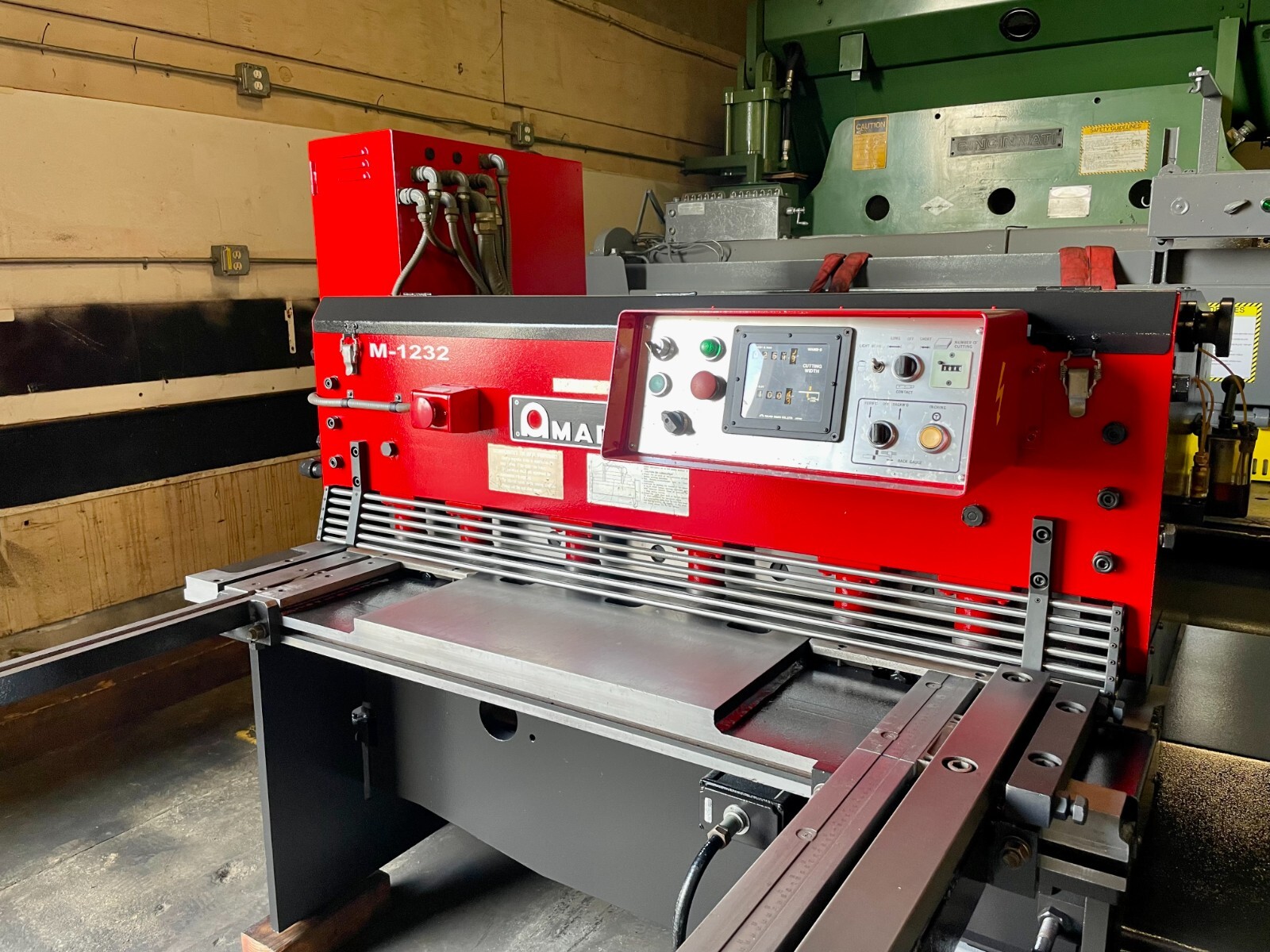 1/8" x 4' Amada #M-1232, Shear, 75 SPM, 36" Back Gauge, Bijur 1-shot lube, 5 HP - Image 5