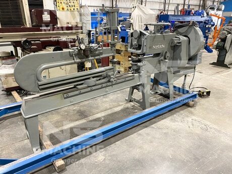 10 gauge x 73" Niagara #208-A, Flanger, 38.5" throat, 51 FPM rolls, 200 RPM, 4.5:1 ratio, 3 HP - Image 2