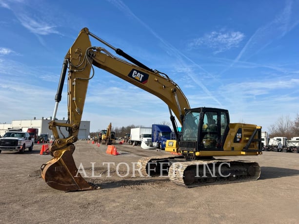 Caterpillar 320, 4472 hours, S/N: HEX01361, 2018 - Image 1