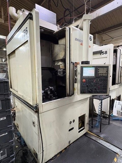 Daewoo Doosan #Puma-V400M, CNC lathe, 15" chuck, 12 turret, chip conveyor, live mill, 2012 - Image 1