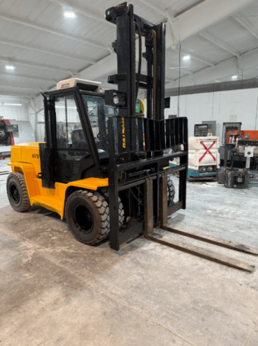 15000 lb. Hyster #H155XL2, Diesel Forklift, 212" max lift height - Image 1