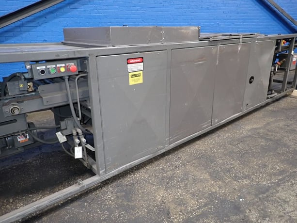 Zed #SNT, Skin Packaging Machine, 18" x 24", GE Fanuc PLC, ELO Control, chiller, 2001 - Image 9