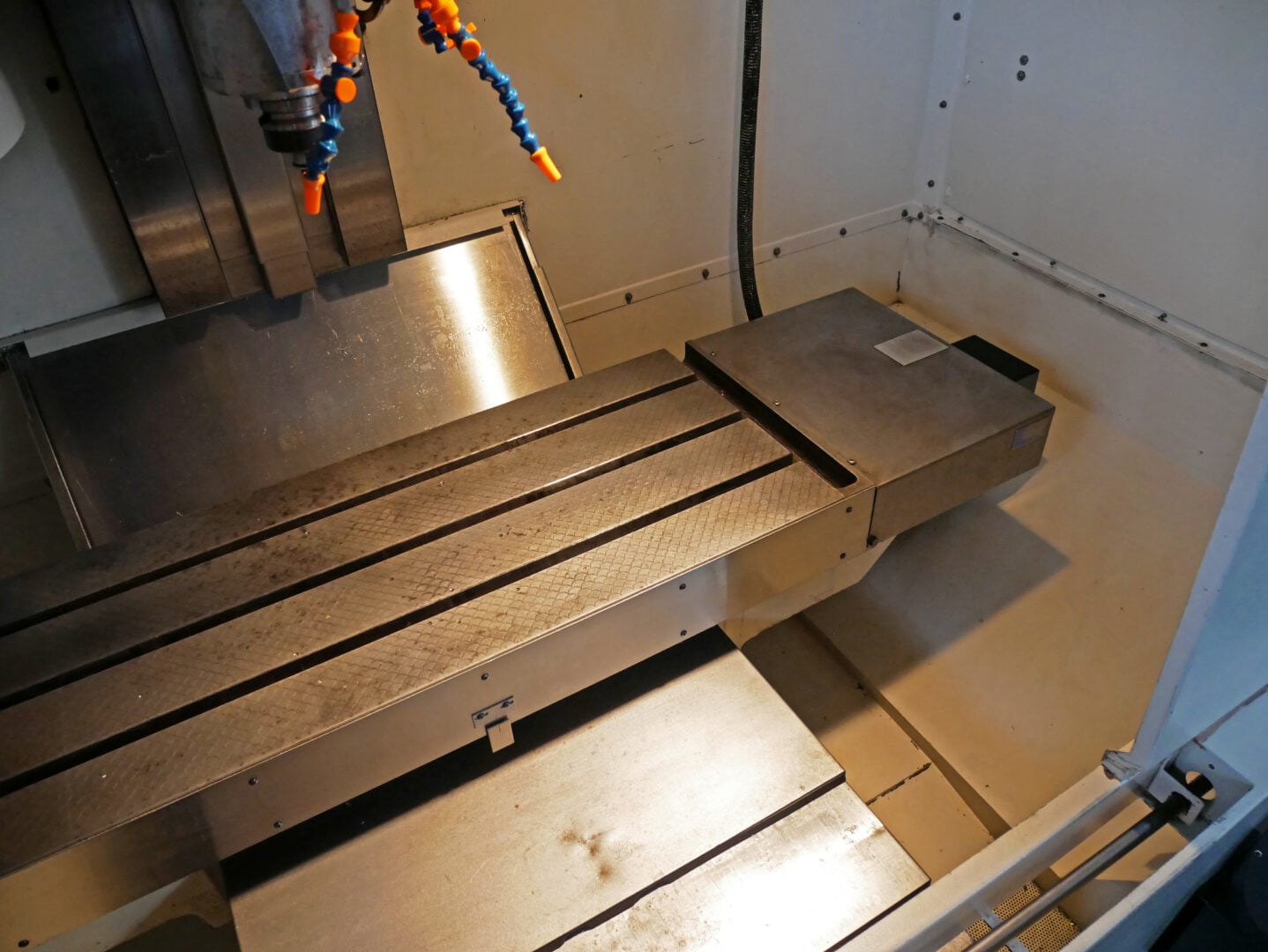 Fadal #VMC3016, CNC vertical machining center, 30" X, 16" Y, 20" Z, 7500 RPM, 21 automatic tool changer, 16" - Image 5
