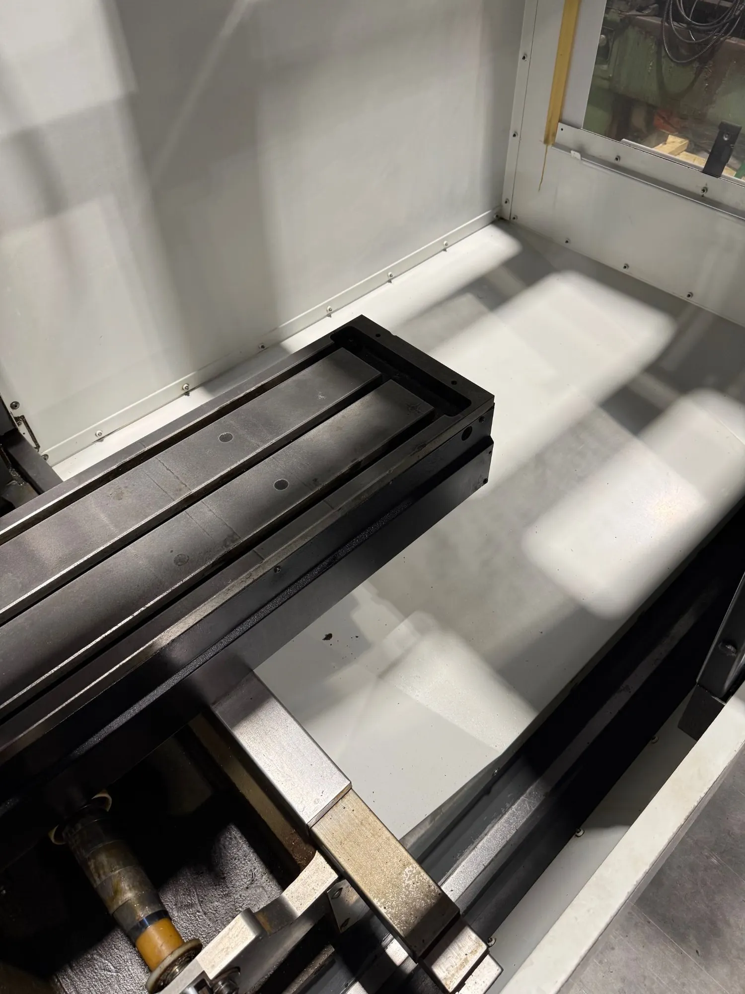 Haas #TM-2P, CNC vertical machining center, 10 automatic tool changer, 40" X, 16" Y, 16" Z, 6000 RPM, #40 - Image 8