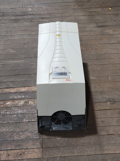 ABB #ACH550-UH-038A-4+K452, Variable Frequency Drive, 3PH, 25HP, 480 Volts, 18.5kW, 38A - Image 7