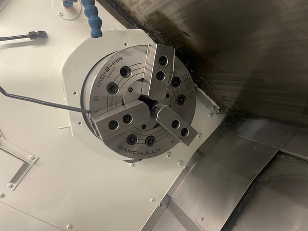 Okuma #LT-2000EX, dual turret lathe, OSP-P300LA Control, 6" chuck, 52mm bar, 8.27" turning diameter, 5.12" - Image 8