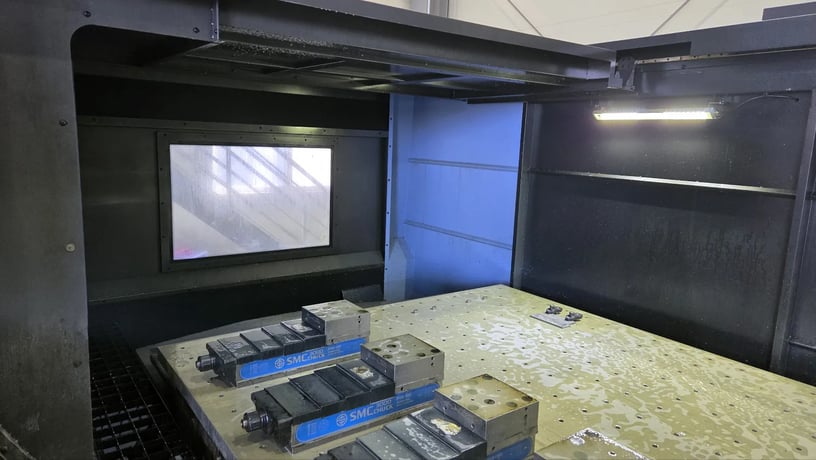Daewoo Doosan #BM-2035M, CNC vertical machining center, 40 automatic tool changer, 137.8" X, 80.7" Y, 31.5" - Image 8