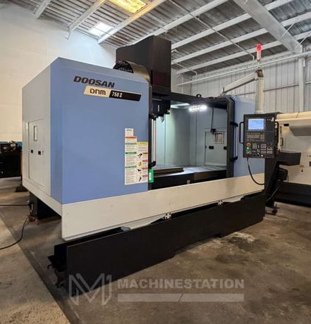 Daewoo Doosan #DNM-750II, CNC vertical machining center, 30 automatic tool changer, 64.2" X, 30" Y, 25.6" Z - Image 3