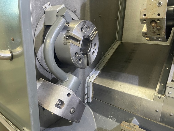 Haas #ST-15, CNC lathe, 27" swing, 8" chuck, 2.5" bar, 14" dia., 16" lgth, 20 HP, 4000 RPM, chip conveyor - Image 3