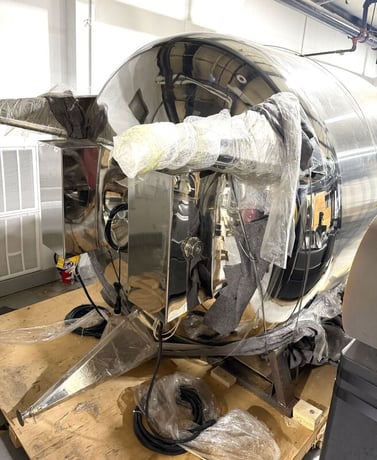 1000 gallon US Pharmaceutical Equipment #FTM3800, Stainless Steel Jacketed Mixing Kettle w/ Scrape Agitation - Image 3