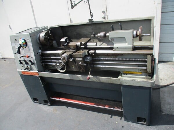 15" x 50" Clausing Colchester, Lathe, In/Mm, 2000 RPM, 9.5" swing over cross slide, 2000 RPM, 7.5 HP - Image 7