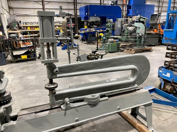 10 Gauge x 6' Niagara #208-A, Flanging Machine, 38-1/2" throat, 200 RPM, 51 FPM, 14-73" diameter - Image 4
