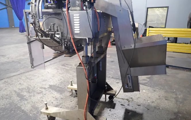 Sure Kap #SK6000-BF6, Capper, 26" x 20" x 24", 1.5 HP - Image 4