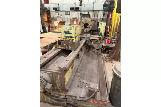 32.5" x 120" Lodge & Shipley #2XE3220WHD Superturn hollow spindle extra heavy duty oil country lathe - Image 3