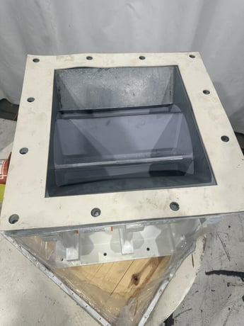 15" x 15" HE MAC Colt-On counter clock wise carbon steel valve, rebuilt, not used since - Image 8