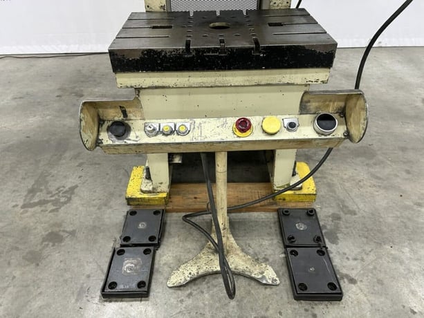 88 Ton, Komatsu #OBS-80-2, OBI mechanical punch stamping press, 5.12" stroke, 13.78" SDAU, 1984 - Image 5
