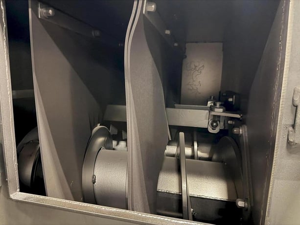 Pangborn #ES1845, Screw-Type Shot Blast Machine, (2) 25 HP wheels, 2" diameter max. part size, dust - Image 9