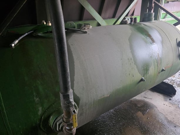 Reserve Air Tank - 880 gallon - Image 1