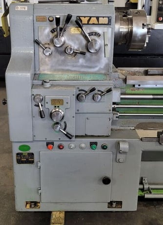 22" x 60" Yam #1500H, heavy duty geared engine lathe, 10" 4-jaw chuck, 2.3" bore, 10 HP, 1500 RPM, tailstock - Image 5