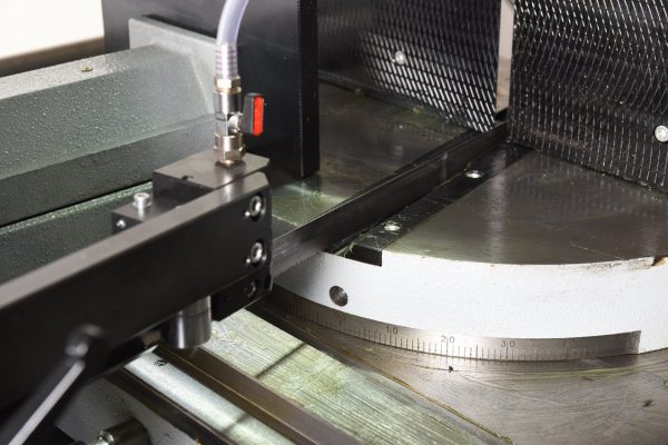 10.25" x 15" Hydmech #DM-12/15, Double Miter Band Saw, 1" x 148" Blade, 34.1" H Table, 49-377 SFM, 3 HP, 480 V - Image 3