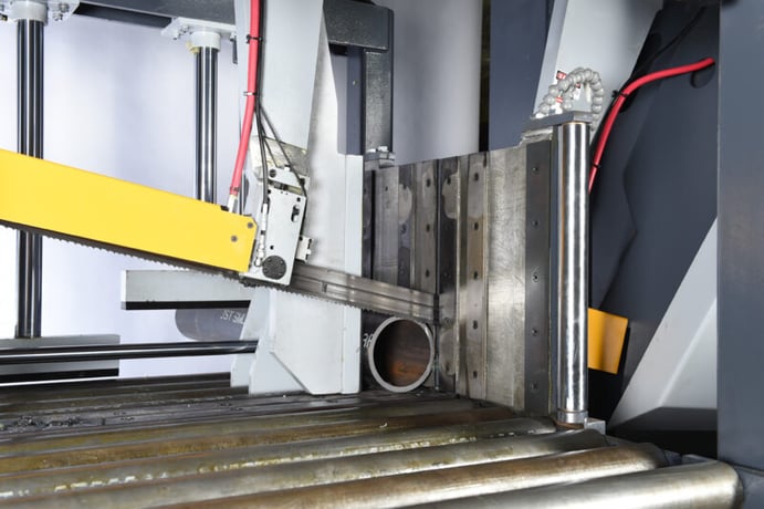 26" x 44" Hydmech #H-26/44, Semi-Automatic Horizontal Band Saw, 2.6" x 396" Blade, 38" H Table, 75-300 SFM - Image 4