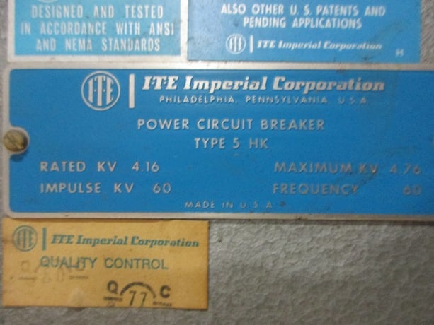 2000 Amps, ITE, 5HK, 4.76KV, electrically operated, drawout - Image 2