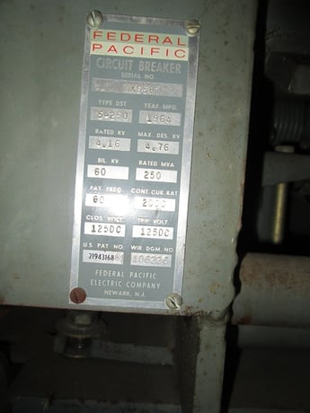 2000 Amps, Federal Pacific, DST-5-250, 4.76KV, electrically operated, drawout, 125 VDC - Image 2