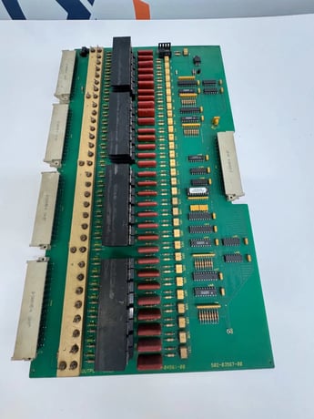 Giddings & Lewis 32 Output Board 501-04561-00 - Image 3