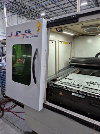 IPG #Lasercube, fiber laser, 4' x 4' sheets, 4000 watts, chiller, dust collector, 2021 - Image 3